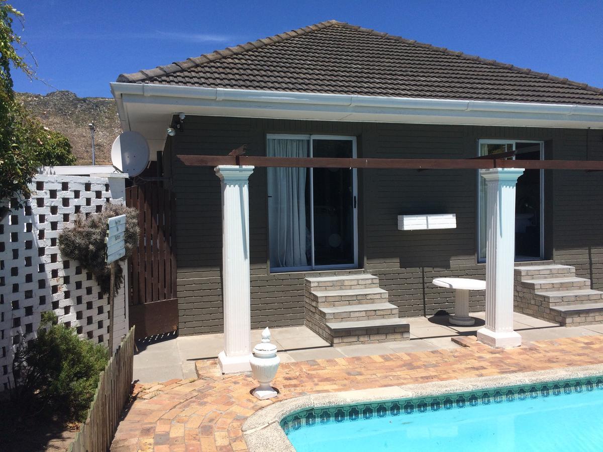 Leo's Den Bed and Breakfast Fish Hoek Eksteriør billede